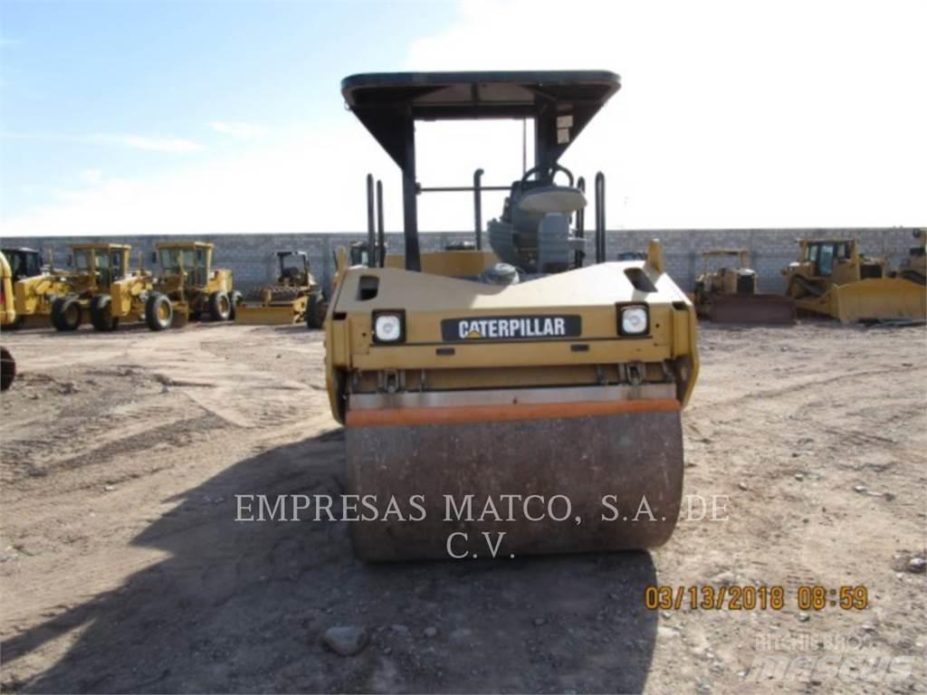 CAT CB-534D Tandemové válce