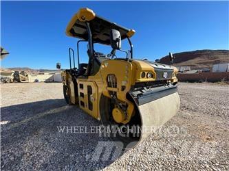 CAT CB10 Tandemové válce