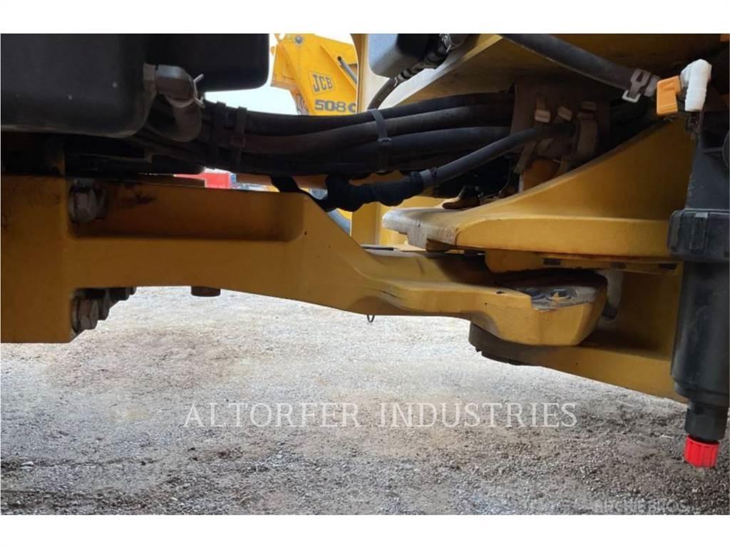 CAT CB10 Tandemové válce