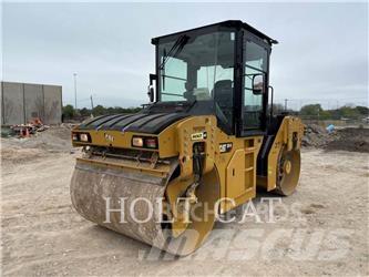 CAT CB10 Tandemové válce