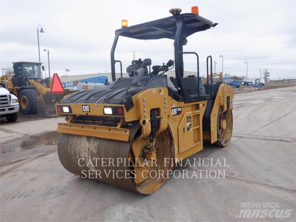 CAT CB10 Tandemové válce