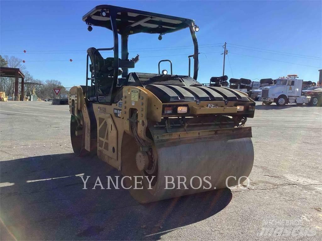 CAT CB10 Tandemové válce