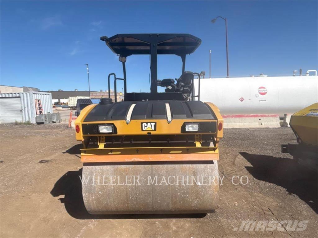 CAT CB10 Tandemové válce