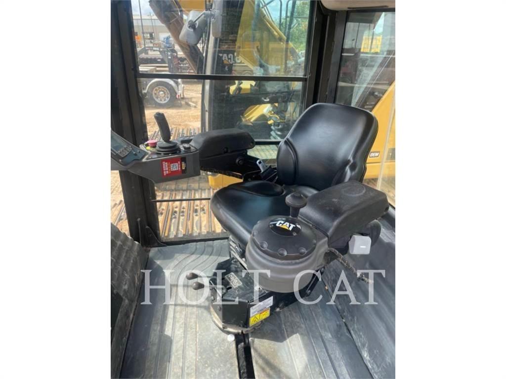 CAT CB10 Tahačové válce
