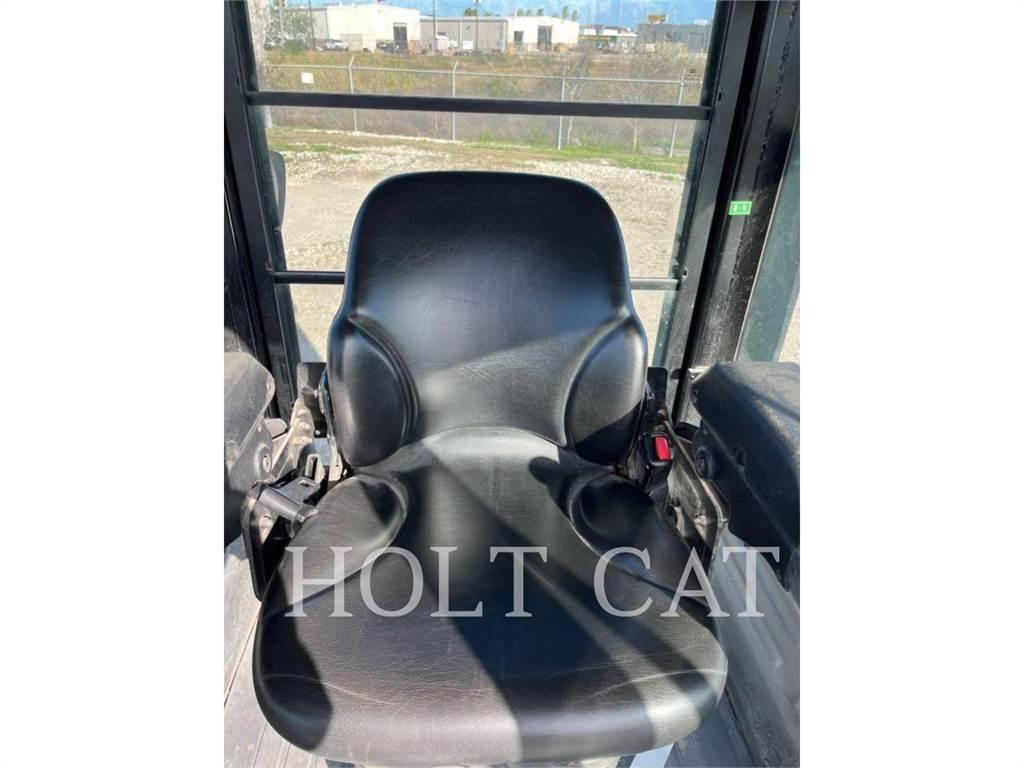 CAT CB10 Tahačové válce