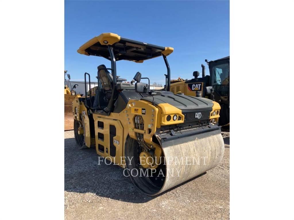 CAT CB10-02 Půdní kompaktory