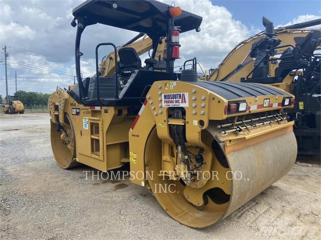 CAT CB13 Tandemové válce