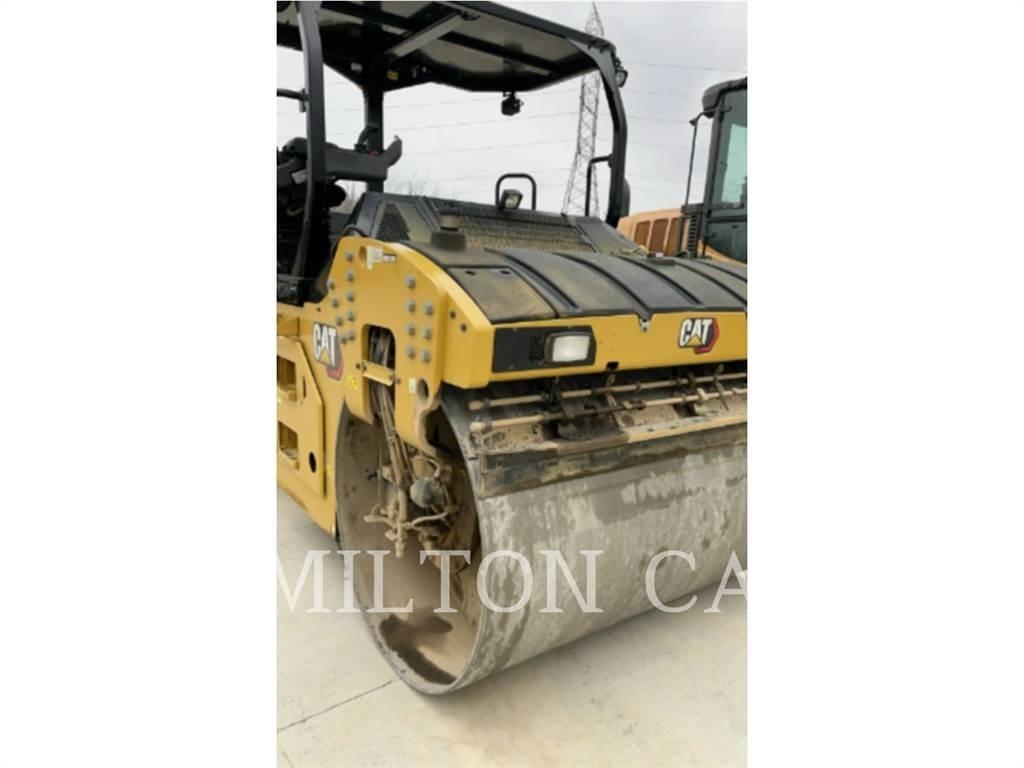 CAT CB13 Tandemové válce