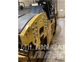 CAT CB13 Tandemové válce