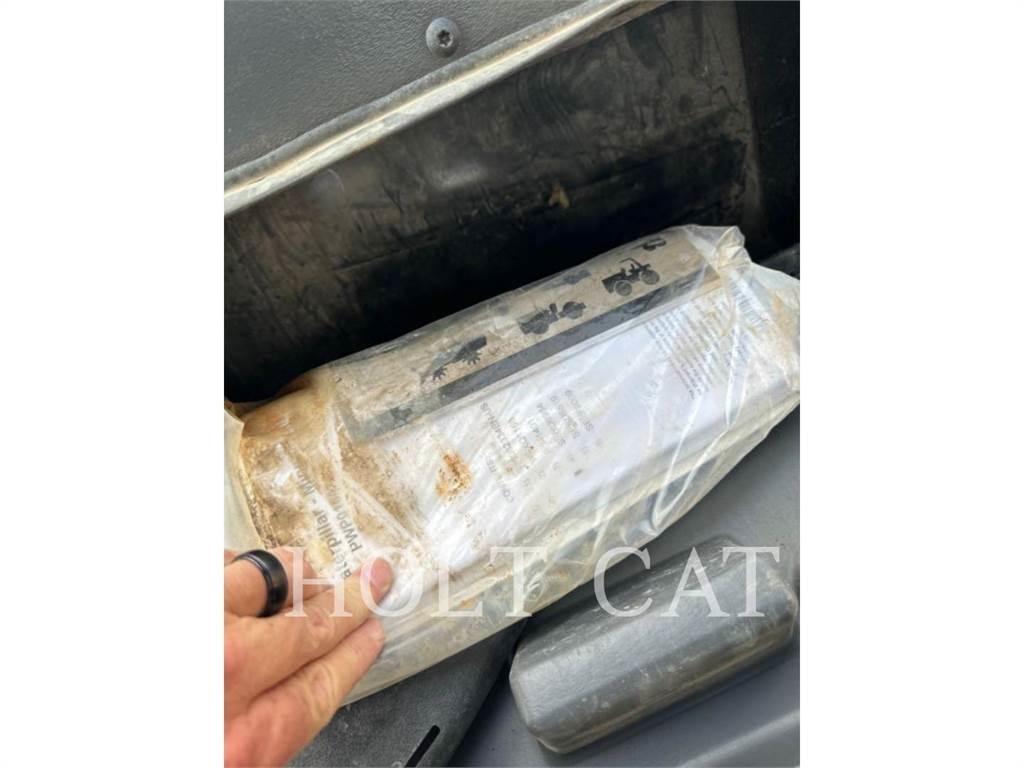 CAT CB13 Tahačové válce