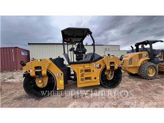 CAT CB13 Tandemové válce