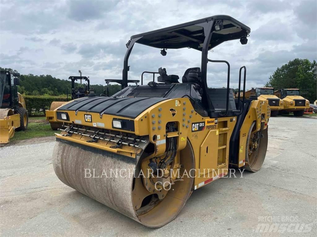 CAT CB13 Tandemové válce
