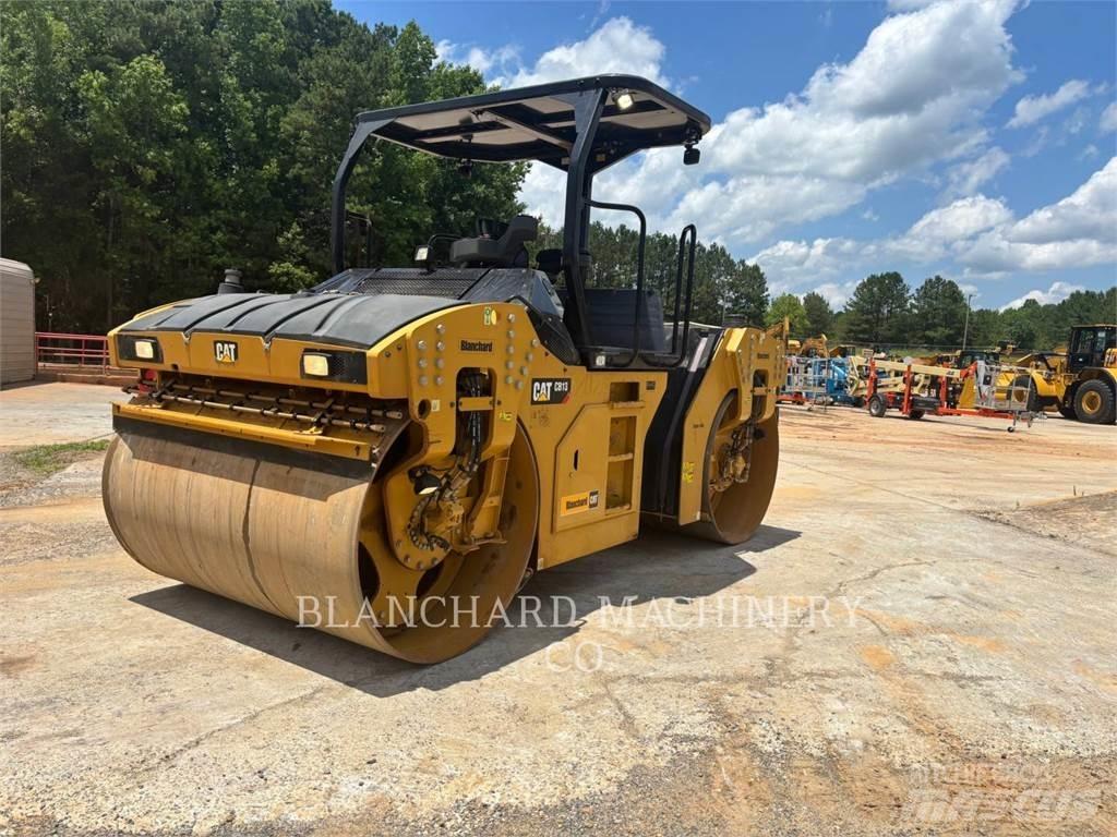 CAT CB13 Tandemové válce