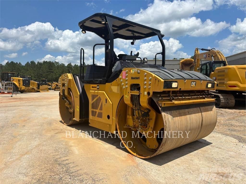 CAT CB13 Tandemové válce