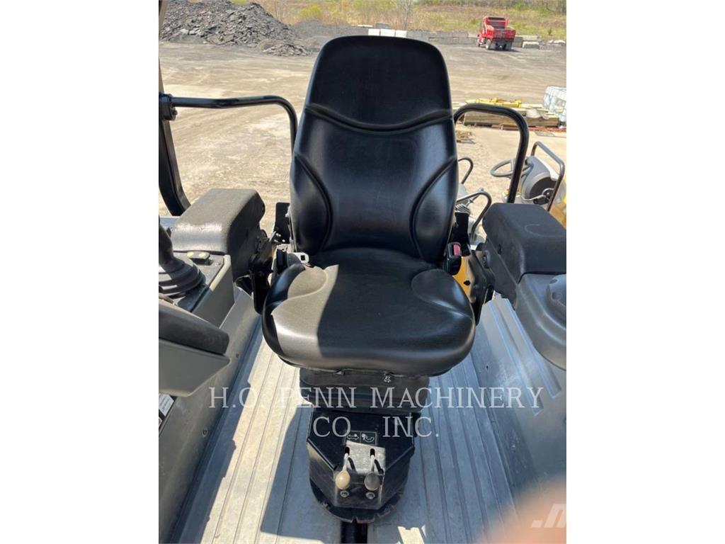 CAT CB13 Tandemové válce