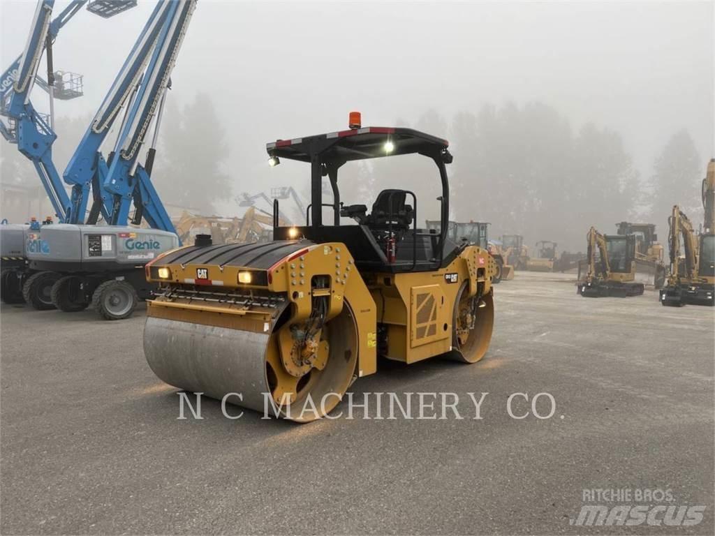 CAT CB13 Finišery