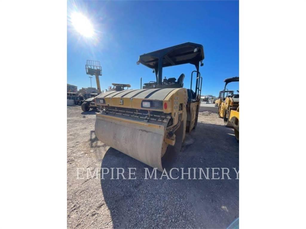 CAT CB13 5A Tandemové válce