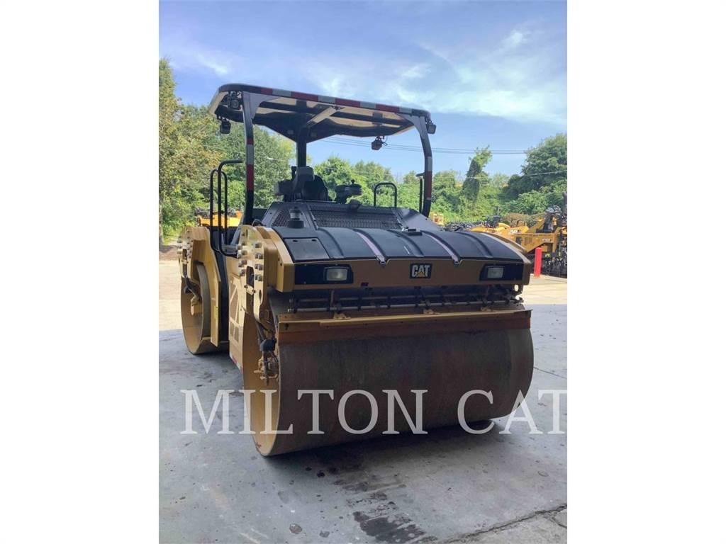 CAT CB15 Tandemové válce