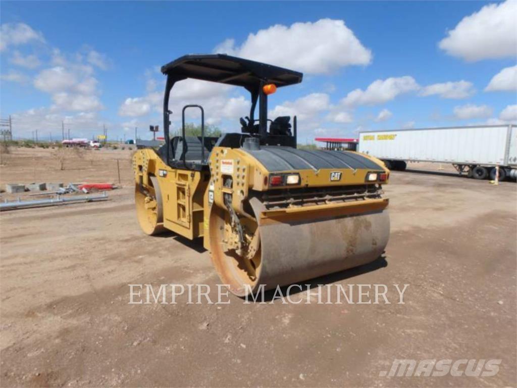 CAT CB15 Tandemové válce