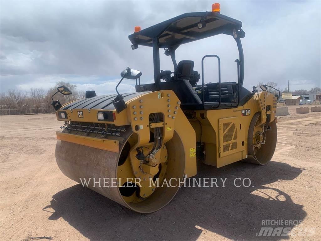 CAT CB15 Tandemové válce