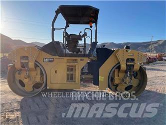 CAT CB15 Tandemové válce