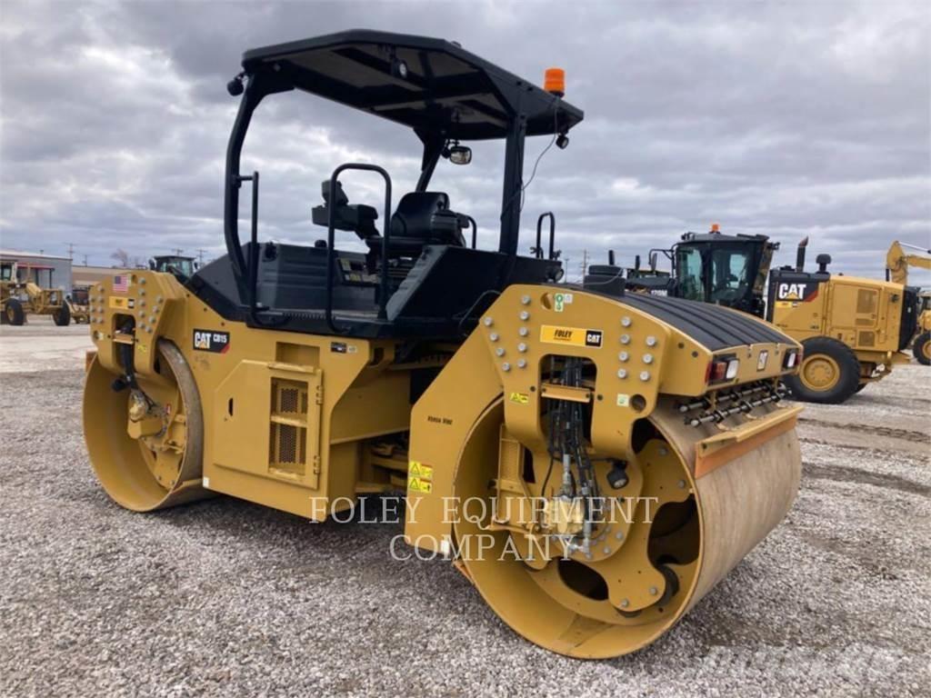 CAT CB15-01 Půdní kompaktory