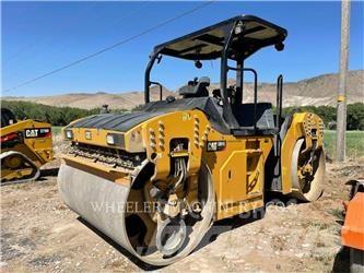 CAT CB15 CW Tandemové válce