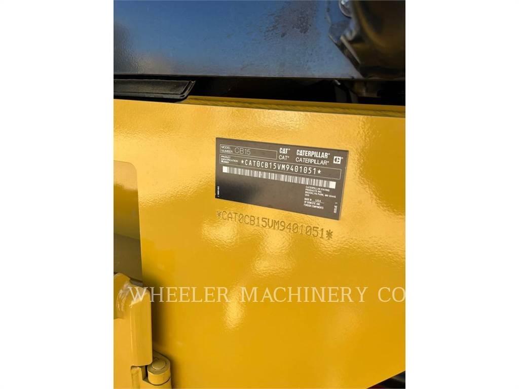 CAT CB15 CW VV Tandemové válce