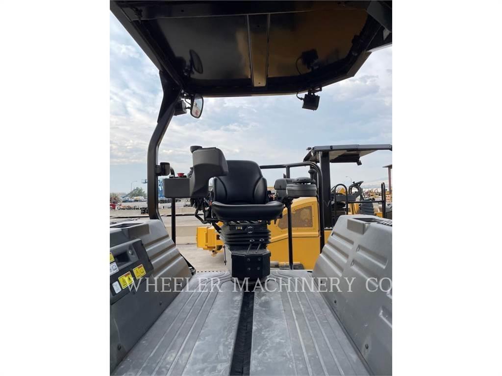 CAT CB15 CW VV Tandemové válce