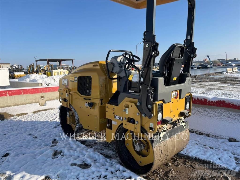 CAT CB2.5 Tandemové válce