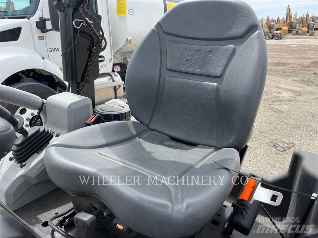 CAT CB2.7 Tandemové válce