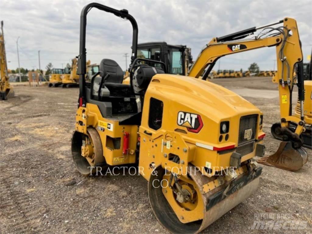 CAT CB2.7 Finišery