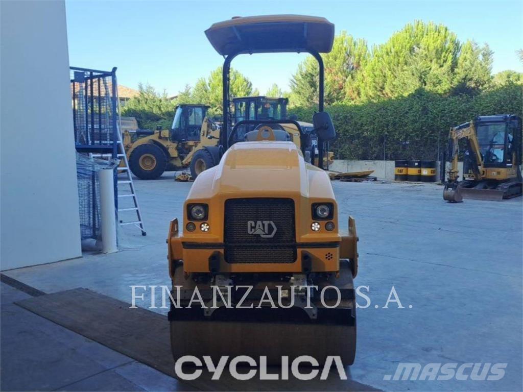 CAT CB2.7 Tandemové válce