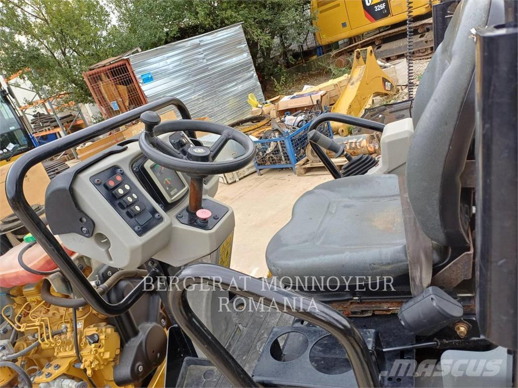 CAT CB2.7LRC Tandemové válce