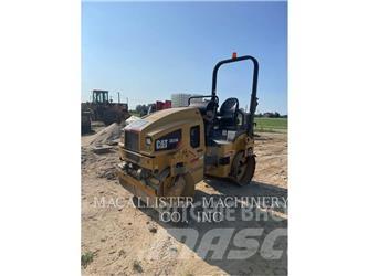 CAT CB24B Tandemové válce