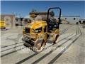 CAT CB24B Tandemové válce