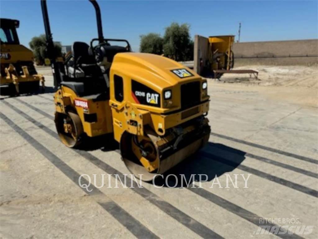 CAT CB24B Tandemové válce