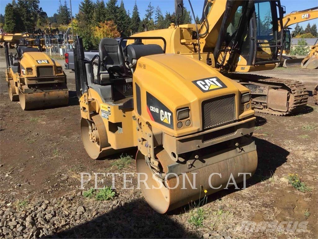 CAT CB24B Tandemové válce
