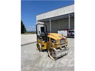 CAT CB34B Tandemové válce