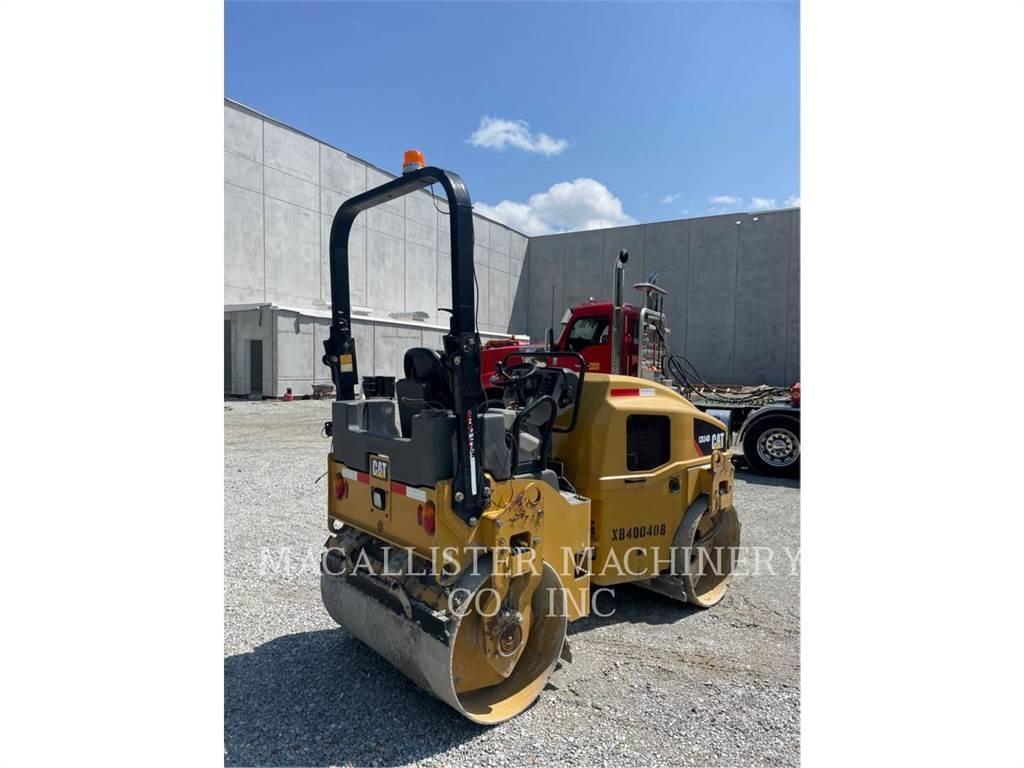 CAT CB34B Tandemové válce