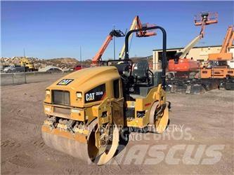 CAT CB34B Tandemové válce