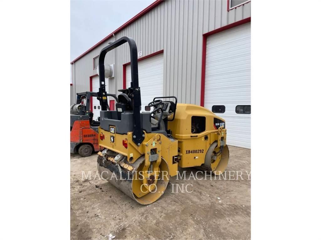 CAT CB34B Tandemové válce