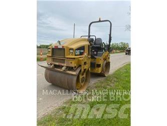 CAT CB34B Tandemové válce