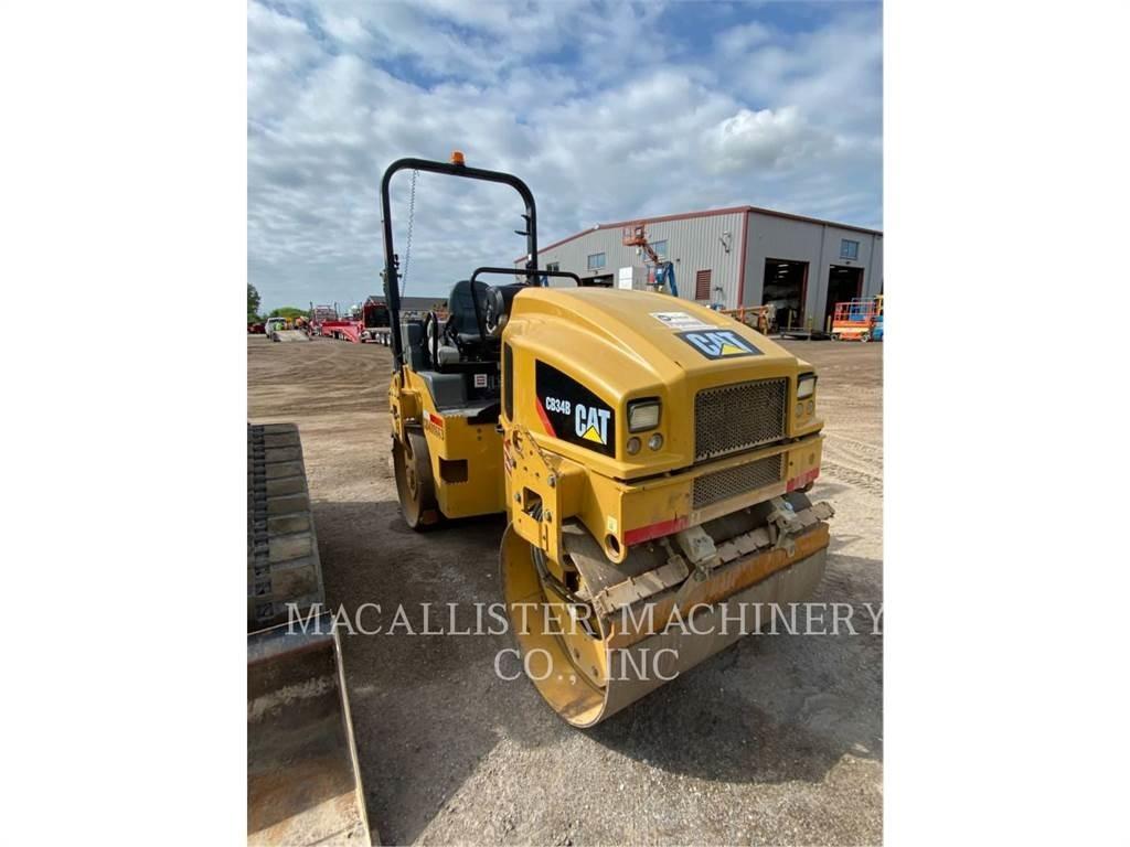 CAT CB34B Tandemové válce