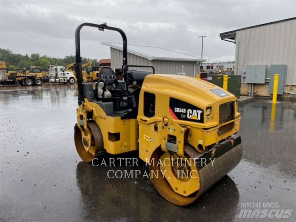 CAT CB34B XW Půdní kompaktory