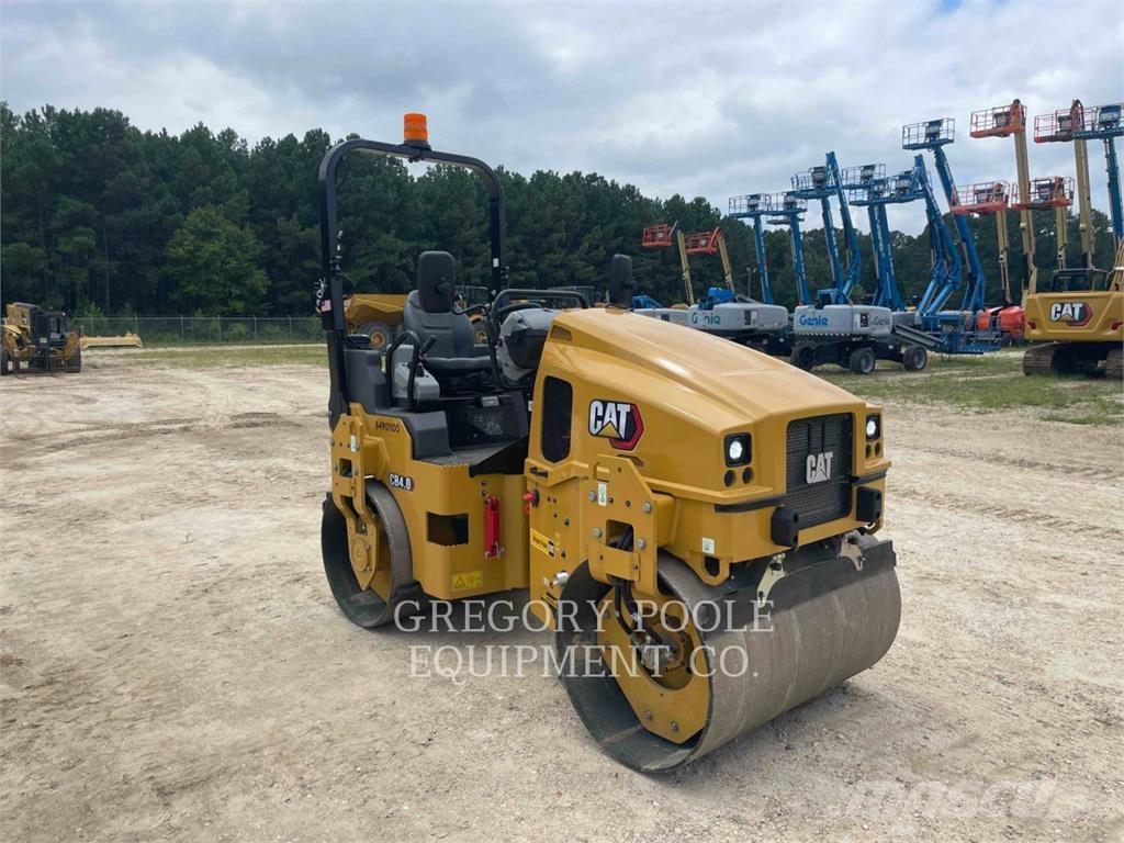 CAT CB4.003 Tandemové válce