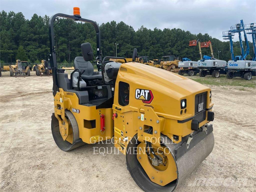 CAT CB4.003 Tandemové válce
