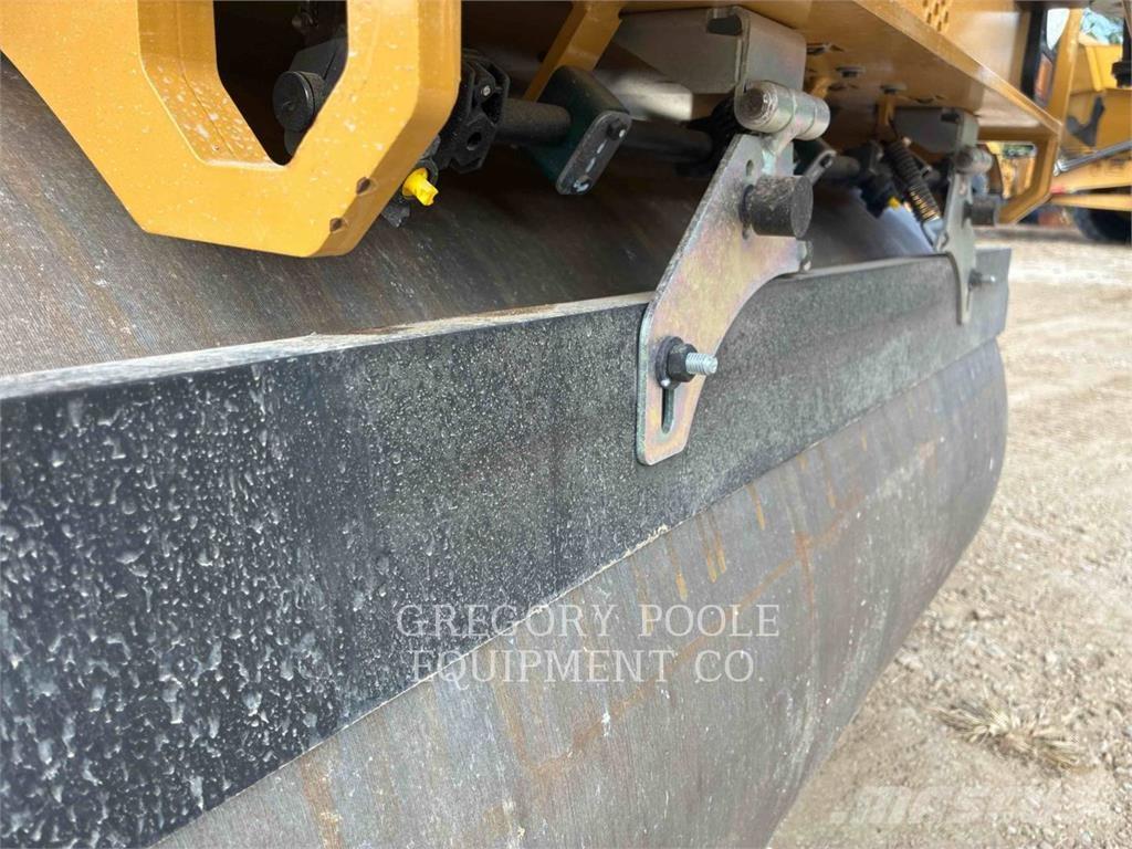 CAT CB4.003 Tandemové válce