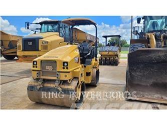 CAT CB4.4 Tandemové válce