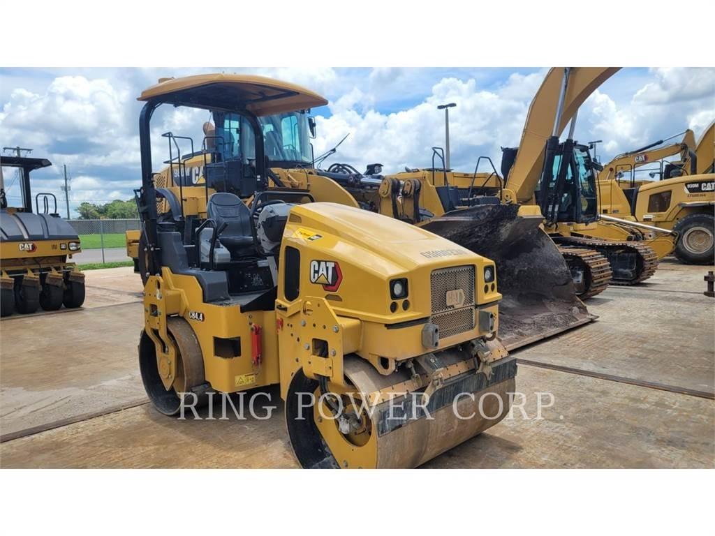 CAT CB4.4 Tandemové válce